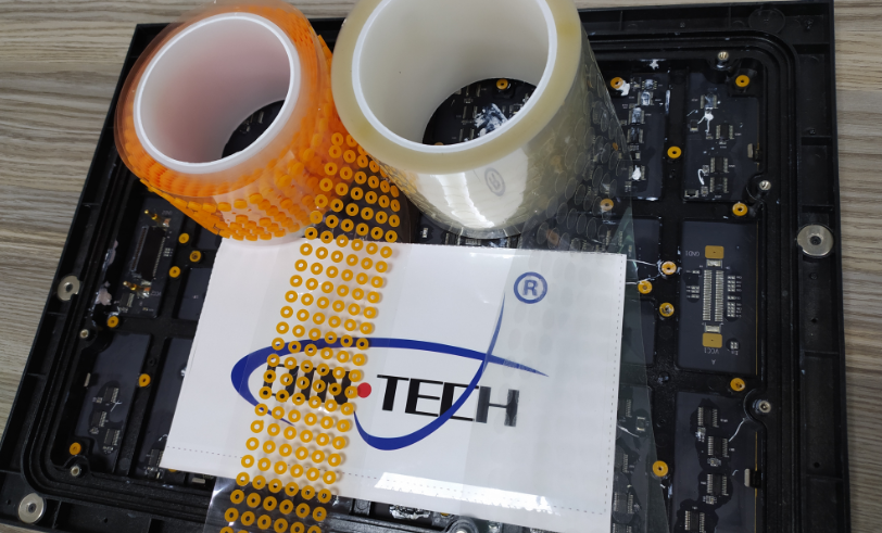 全自動貼硅膠墊機