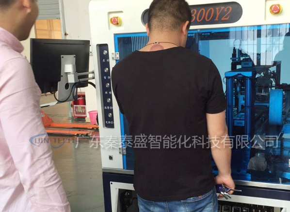 高精度自動貼背膠機的貼標精度變低怎么調試